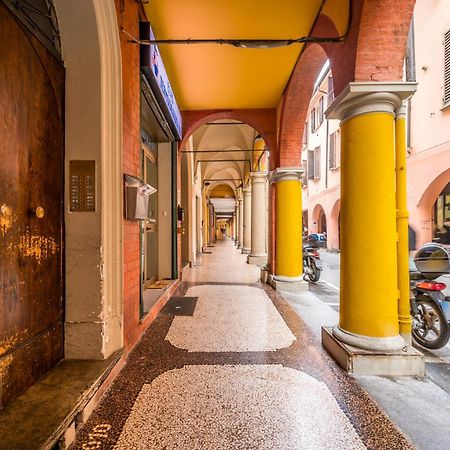 Broccaindosso Wood Apartments 5* Bologna Buitenkant foto