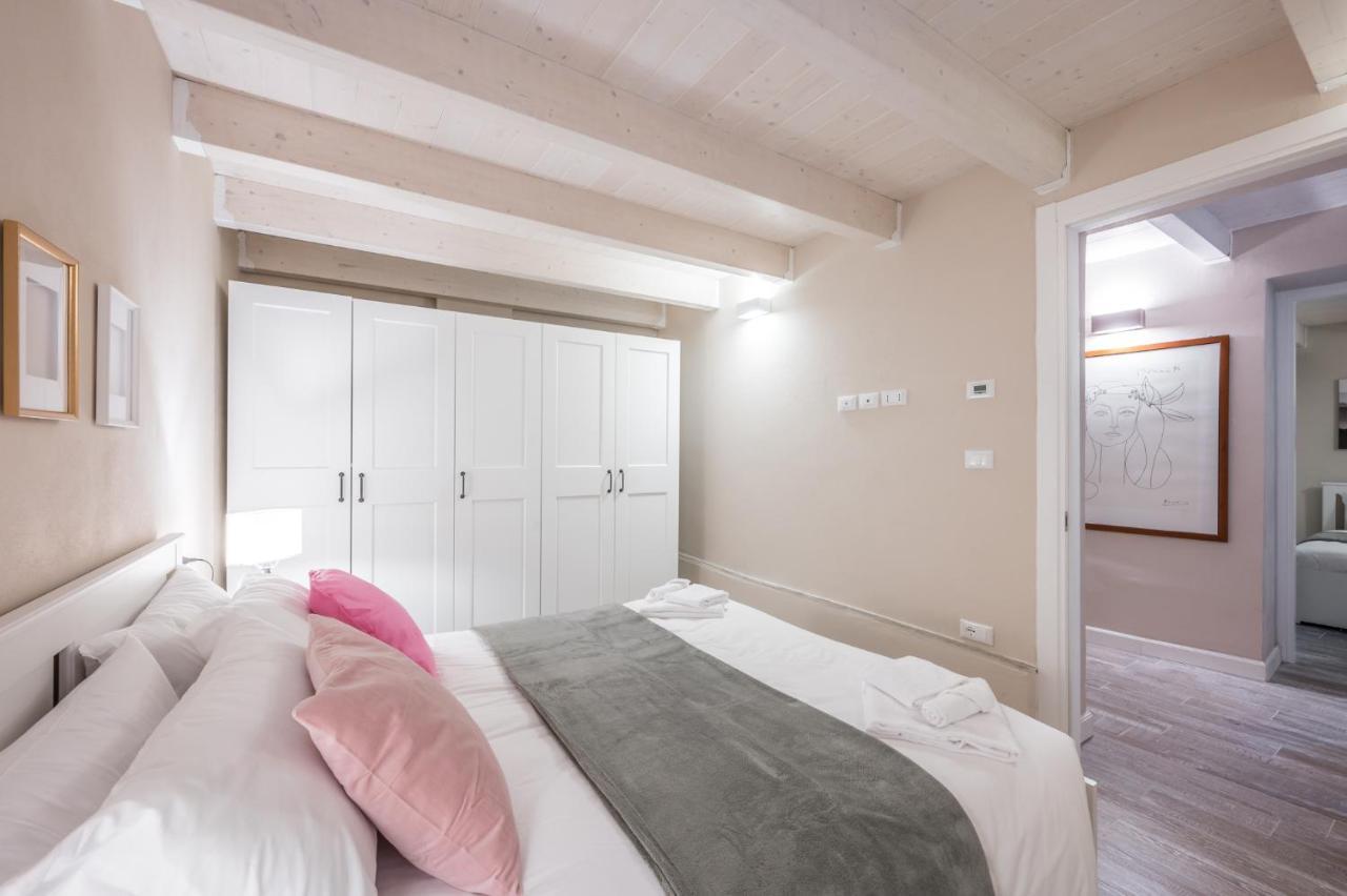 Broccaindosso Wood Apartments 5* Bologna Buitenkant foto