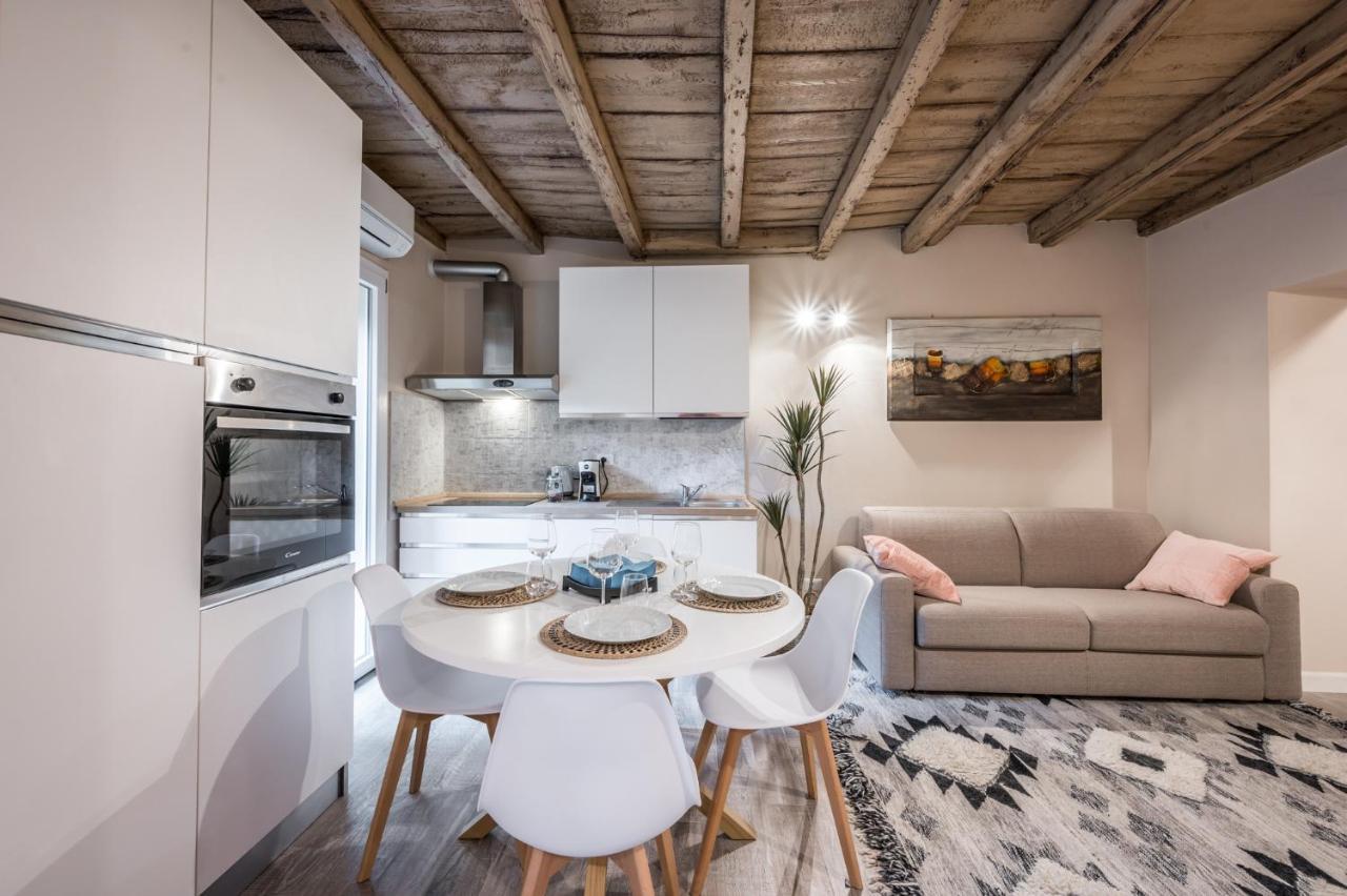 Broccaindosso Wood Apartments 5* Bologna Buitenkant foto