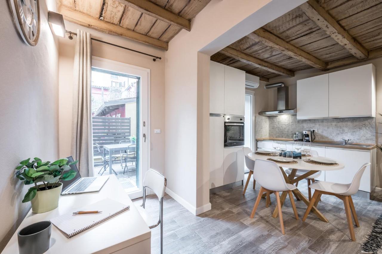 Broccaindosso Wood Apartments 5* Bologna Buitenkant foto