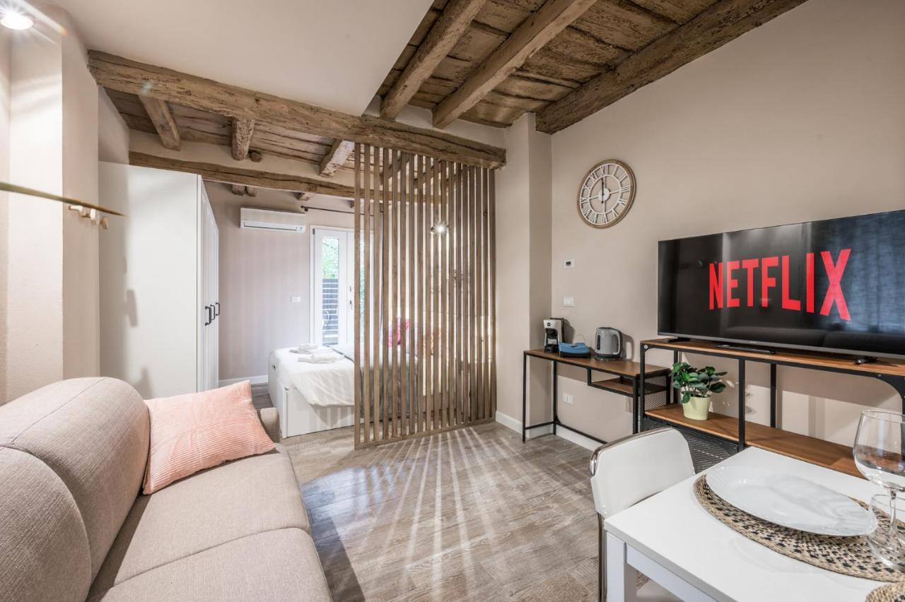 Broccaindosso Wood Apartments 5* Bologna Buitenkant foto