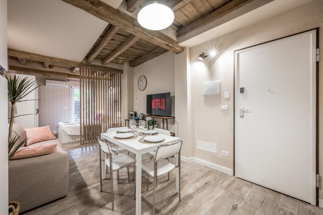 Broccaindosso Wood Apartments 5* Bologna Buitenkant foto