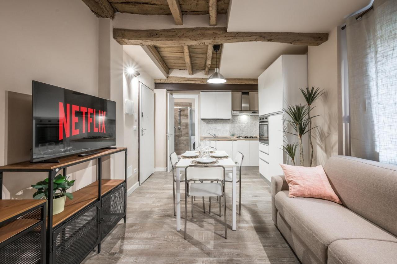 Broccaindosso Wood Apartments 5* Bologna Buitenkant foto