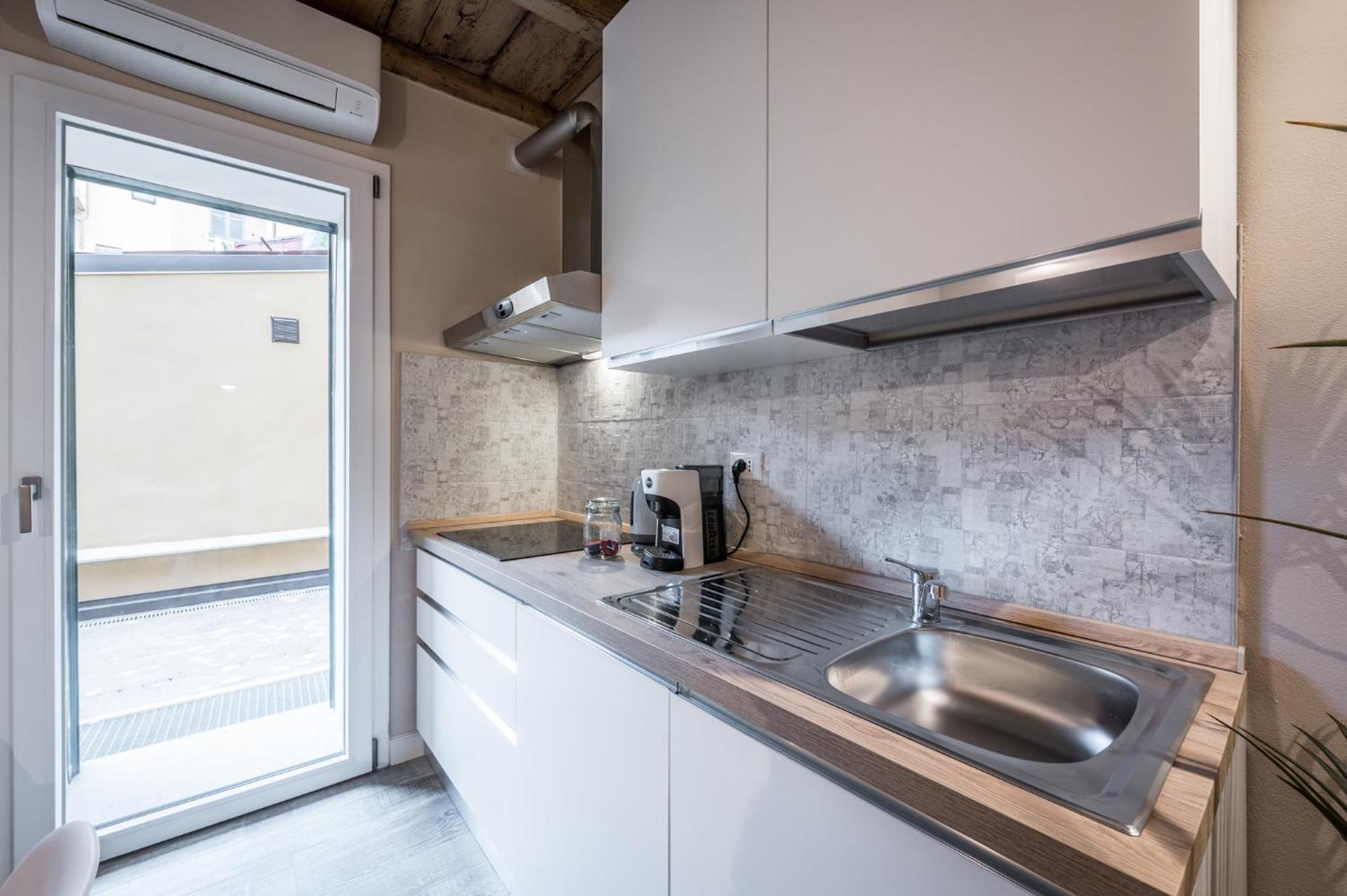 Broccaindosso Wood Apartments 5* Bologna Buitenkant foto